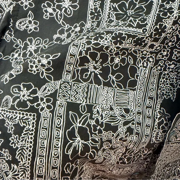 Tori Richard Made in Hawaii Black & White Aloha Shirt Cotton Tropical Button Up - Picture 3 of 7